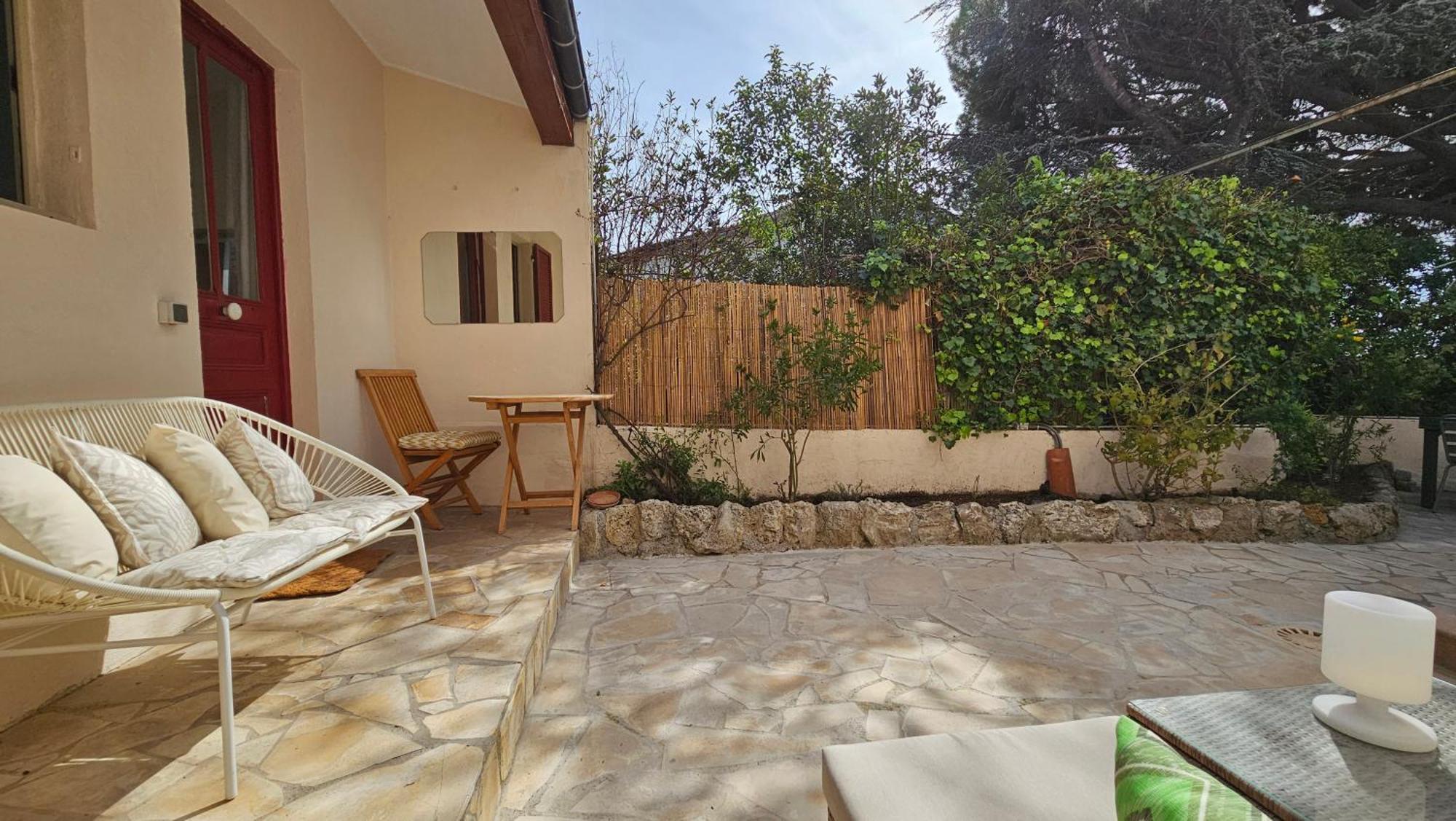 Proche Congres Plages Clim Holiday home